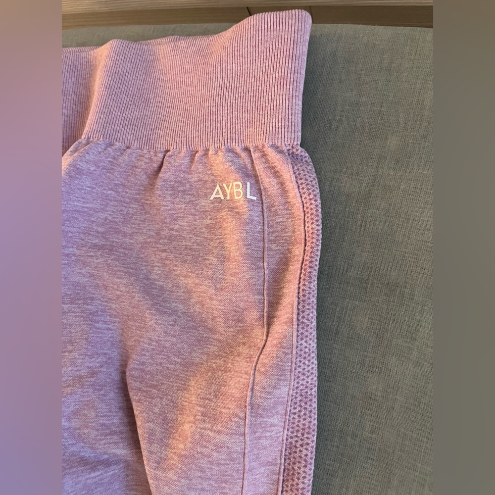 ABYL Seamless Leggings - Picture 8 of 10